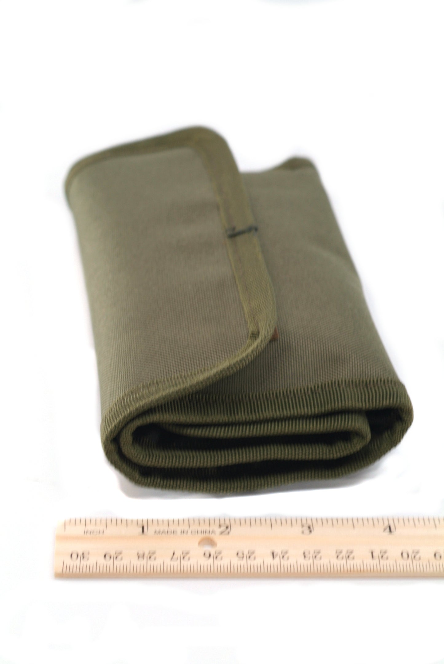 Fly tying tool pouch